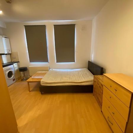 Golders Way Rooms ロンドン エクステリア 写真