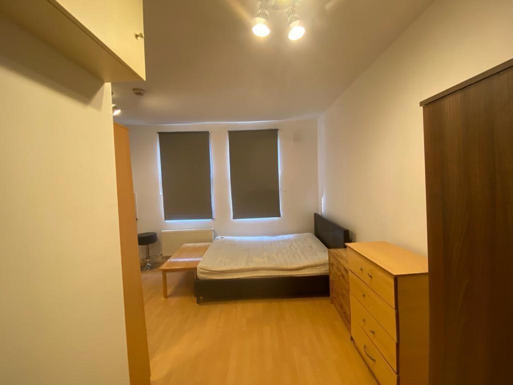 Golders Way Rooms ロンドン エクステリア 写真